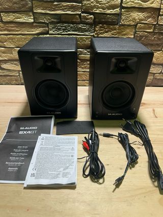 Altavoces Activos M-AUDIO BX4 BT 4.5” 120W
