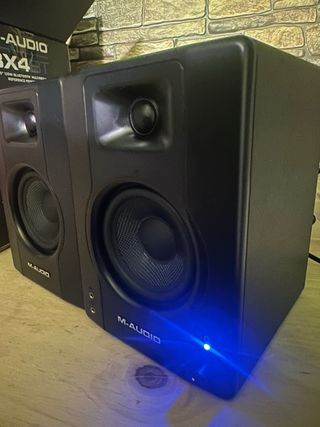 Altavoces Activos M-AUDIO BX4 BT 4.5” 120W