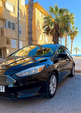 Ford focus SE 2.0 gasolina 218cv negro 2019