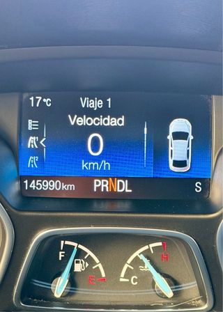 Ford focus SE 2.0 gasolina 218cv negro 2019