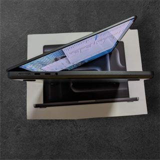 Apple Macbook Pro 14" M4 Pro 512GB Súper Precio