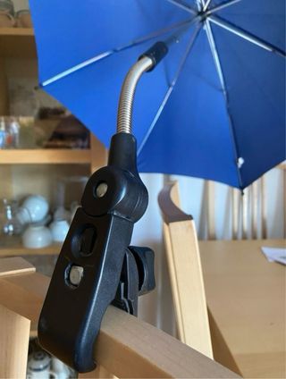 Sombrilla para carrito de bebé.