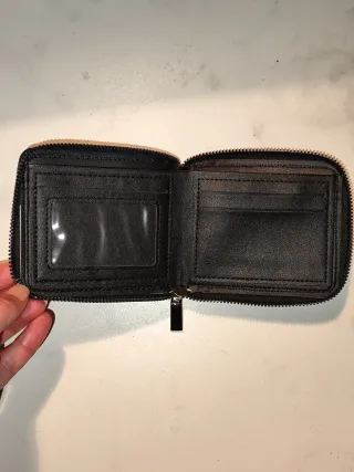 Cartera Pokemon Pikachu Rayos.