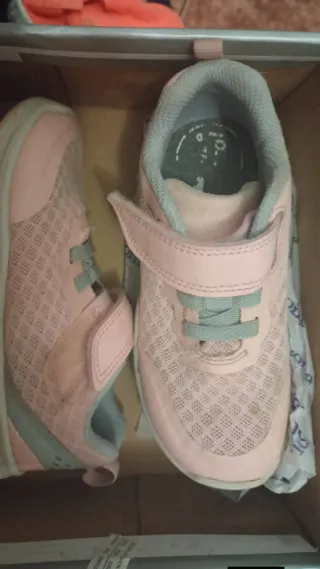 Sandalias, zapatos, deportivas Niña