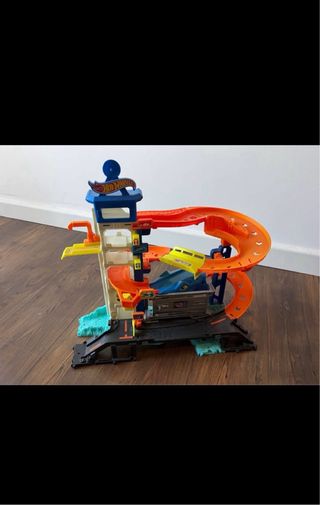 Pista Hot Wheels Squalo