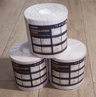 Suelo vinilo PVC autoadhesivo