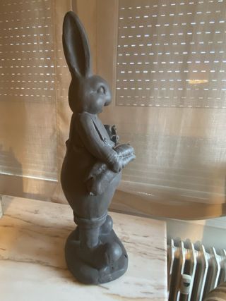 Figura Conejo Cerámica Gris