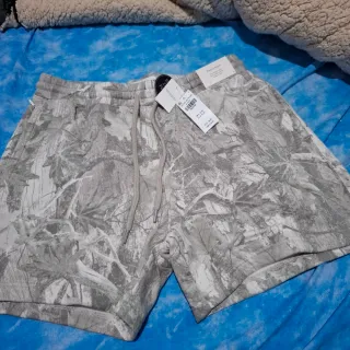 Pantalones cortos camuflaje Hollister Talla M