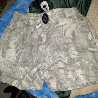 Pantalones cortos camuflaje Hollister Talla M