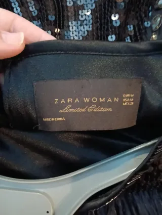 Vestido fiesta lentejuelas y plumas