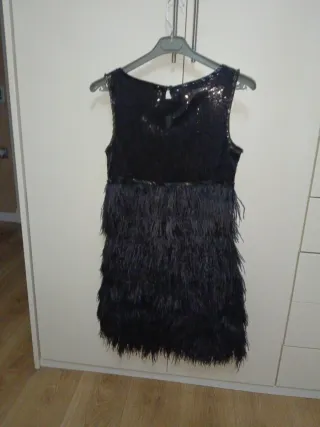 Vestido fiesta lentejuelas y plumas