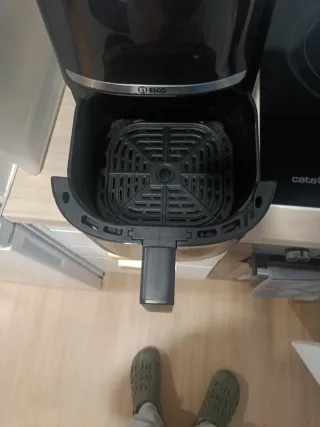 Freidora de aire Elco negra