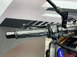YAMAHA MT-09 SP ABS GRIS 900cc