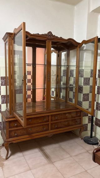 Vitrina vintage de madera y cristal