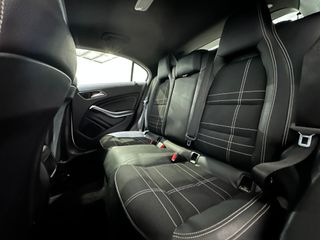 Mercedes-Benz A-Klasse A 180 Urban *NACIONAL*