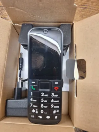 Teléfono Móvil Adoc 4G