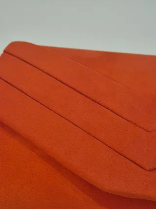 Bolso de mano naranja para eventos
