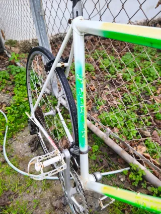 Bicicleta de carretera Mendiz