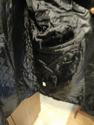 Abrigo de lujo con cuello de pelo