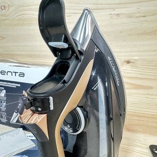 Plancha de Vapor Rowenta Focus Excel 2700W