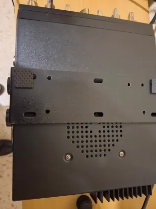 Emisora Galaxy Jupiter Negra y Dorada