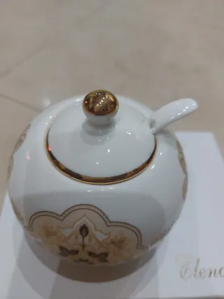 Zuccheriera F.R.E.M in porcellana bianca e oro