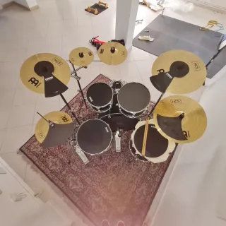 Batería Pearl Decade/Platos Meinl HCS