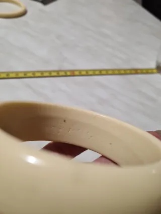 Grosso bracciale beige/bianco