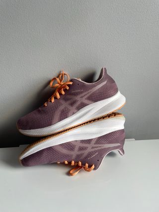 Zapatilla Asics Patriot 13 Morado Naranja