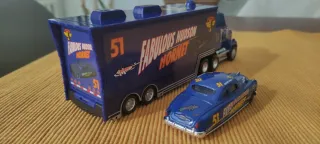 HUDSON HORNET + CAMIÓN MACK