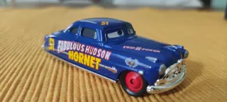 HUDSON HORNET + CAMIÓN MACK