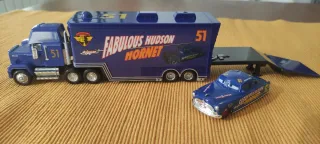 HUDSON HORNET + CAMIÓN MACK