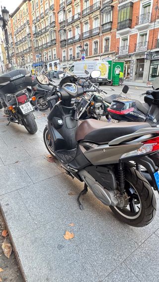 Kymco Agility Plus 125cc Scooter