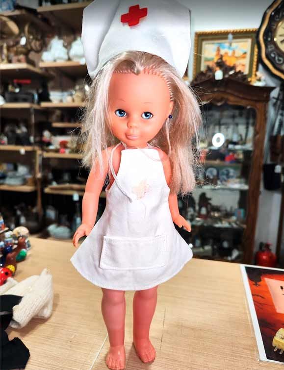 Set di Abbigliamento Nancy Famosa Infermiera