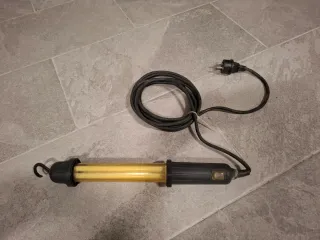 Lámpara de trabajo con cable largo