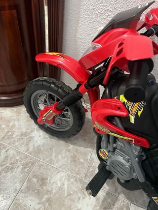 Moto Eléctrica Infantil Roja, Linares Jaén
