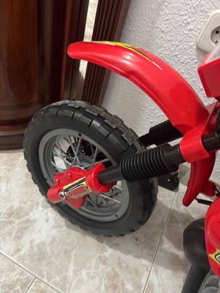 Moto Eléctrica Infantil Roja, Linares Jaén