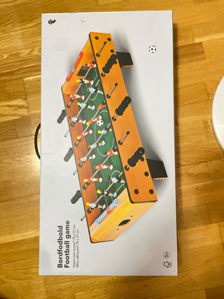 Futbolín de montaje práctico