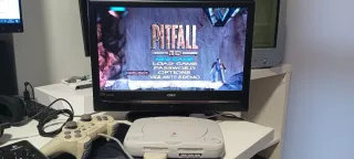 Tele LCD OKI 16 pulgadas para espacios reducidos.