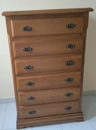 Cajonera de madera cerezo casi nueva