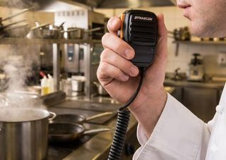 Dynascan CHEF-1 Emisor-receptor PMR-446 con pedal