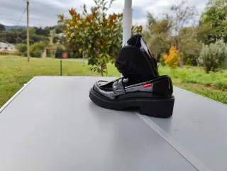 Zapatos Levi's Mujer Negros Charol