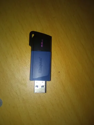 Pendrive Kingston 64 GB