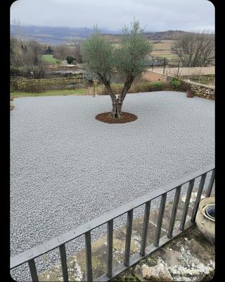 DISEÑOS CON PIEDRA DECORATIVA