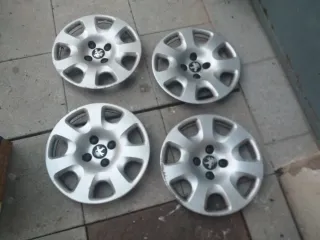 4 Tapacubos Peugeot Partner R15