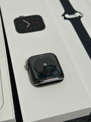 Apple Watch SE 44mm Space Gray