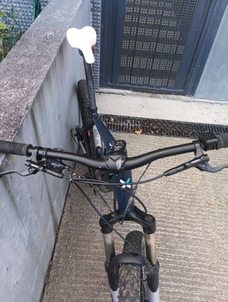 Bicicleta MTB elettrica Rockrider eST 500