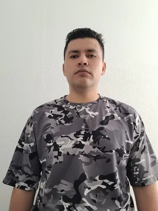 Busco empleo Renovacion a residencia y trabajo.