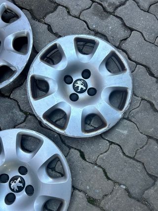 Tapacubos Peugeot 15