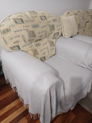 Sofá 3+1+1 tela beige y morado